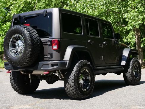 Used 2016 Jeep Wrangler Unlimited Rubicon AWD/4WD image 22