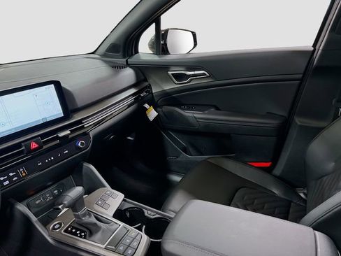 New 2026 Kia Sportage X-Line w/ X-Line Technology Package image 25
