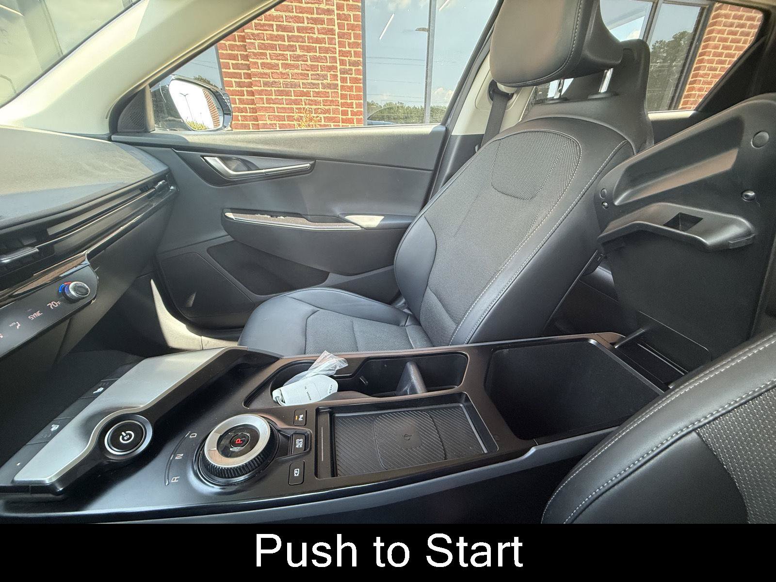 Used 2025 Kia EV6 Light RWD image 6