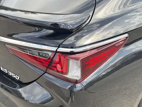Used 2022 Lexus ES 350 w/ Premium Package FWD image 27