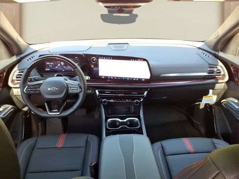 New 2026 Chevrolet Traverse RS w/ LPO, Floor Liner Package FWD image 25