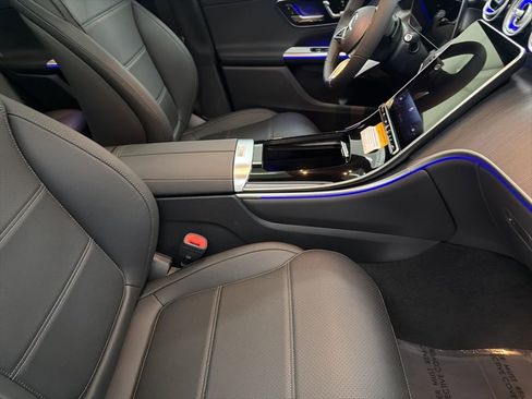New 2026 Mercedes-Benz GLC 300 image 30