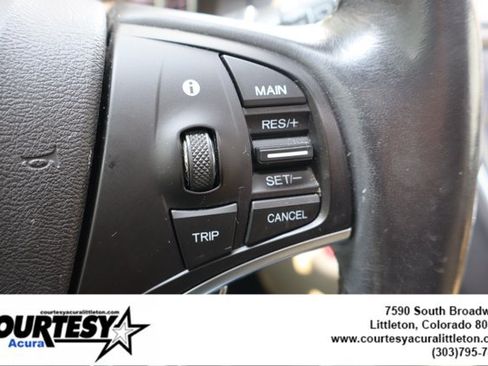 Used 2017 Acura MDX SH-AWD w/ Advance Package image 12
