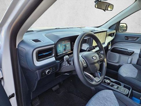 New 2026 Ford Maverick XLT image 3