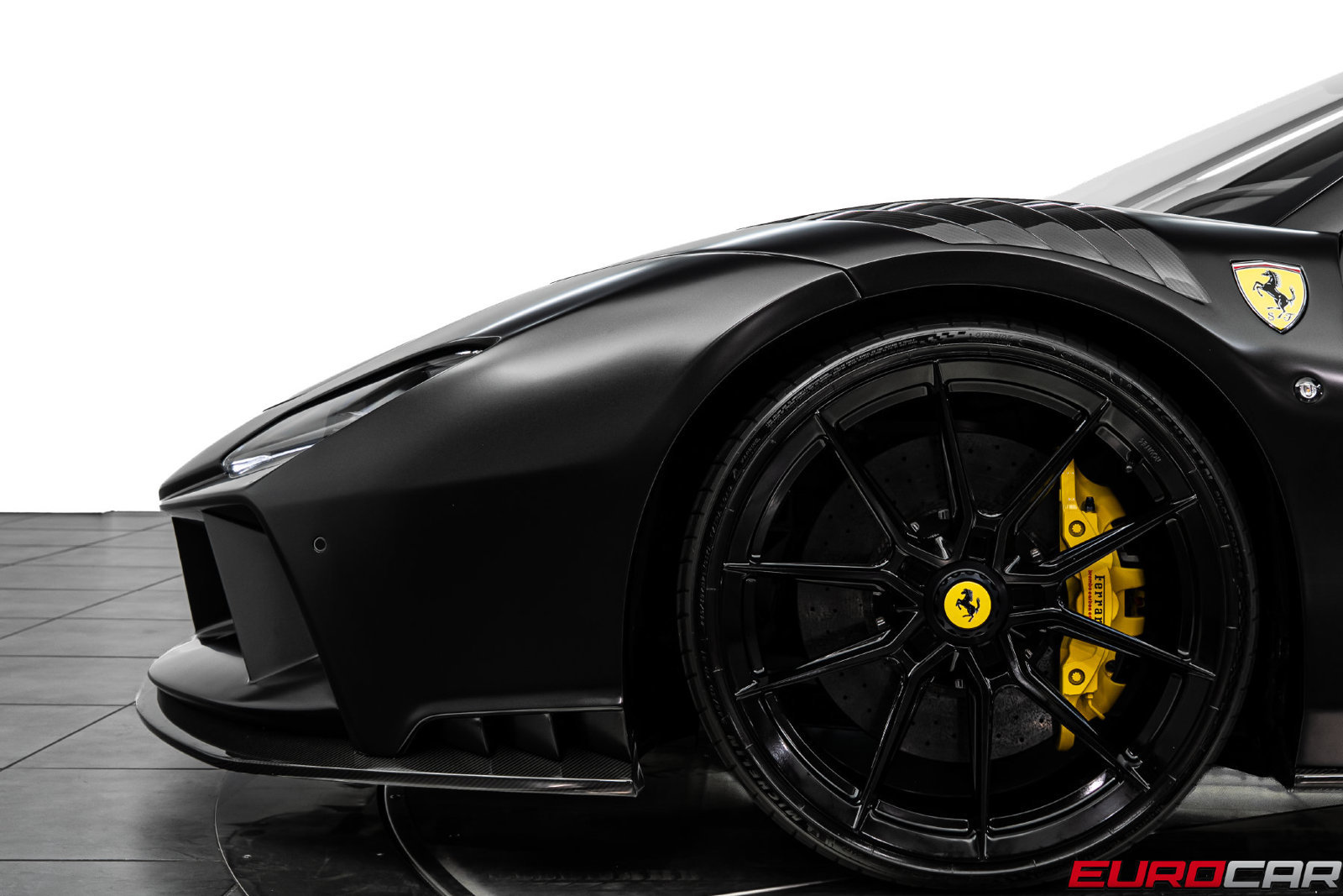 Used 2022 Ferrari F8 Tributo RWD image 20