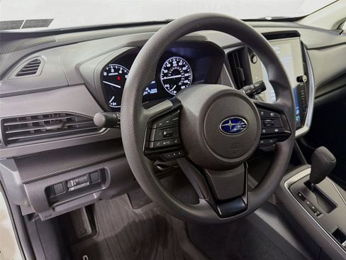 Used 2025 Subaru Crosstrek 2.0i Premium AWD/4WD image 9
