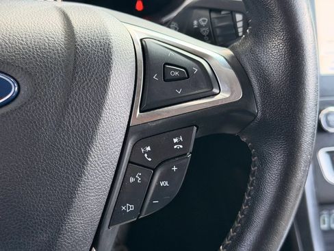 Used 2020 Ford Fusion SE w/ Equipment Group 151A FWD image 33