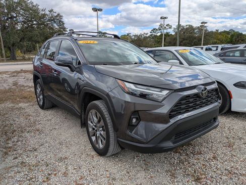 Used 2024 Toyota RAV4 XLE Premium image 2