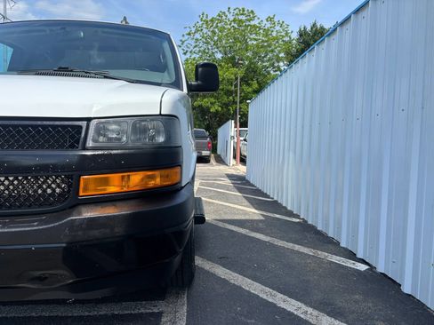 Used 2023 Chevrolet Express 2500 w/ Driver Convenience Package RWD image 16