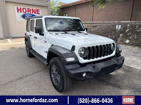 Used 2024 Jeep Wrangler Unlimited Sport AWD/4WD image 1