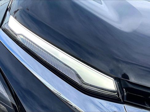 Used 2025 Chevrolet Equinox LT w/ Convenience Package II AWD/4WD image 26