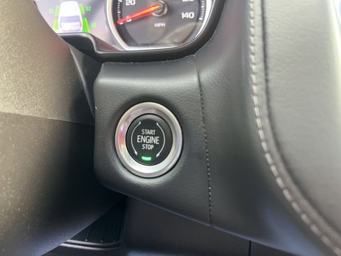 Used 2021 Chevrolet Tahoe Z71 w/ Z71 Off-Road Package image 22