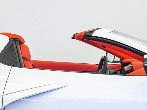 Used 2023 Chevrolet Corvette Stingray Premium Conv w/ Z51 Performance Package RWD image 35