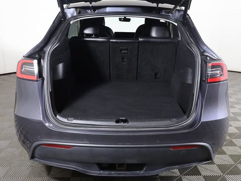 Used 2020 Tesla Model Y Long Range AWD/4WD image 17