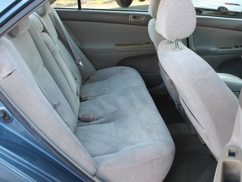 Used 2003 Toyota Camry LE image 30