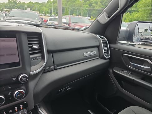 Used 2022 RAM 1500 Big Horn AWD/4WD image 24