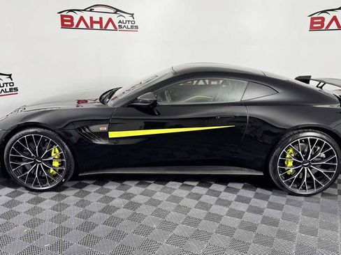 Used 2022 Aston Martin V8 Vantage Coupe RWD image 4