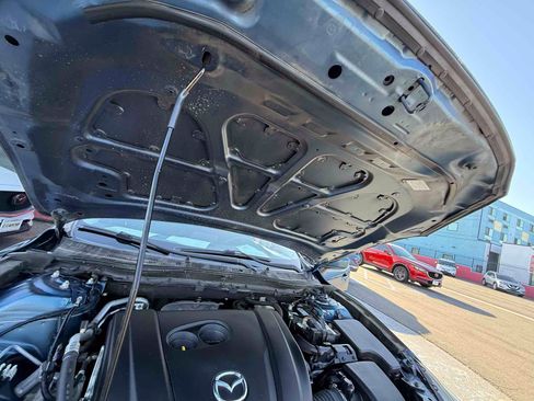Used 2017 MAZDA MAZDA3 Sport FWD image 86