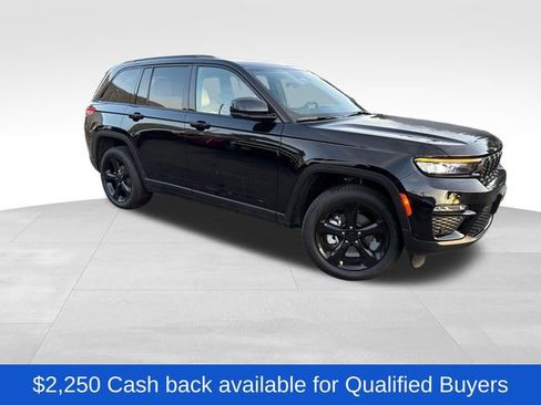 New 2025 Jeep Grand Cherokee Limited w/ Luxury Tech Group II AWD/4WD image 2
