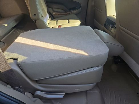 Used 2018 Chevrolet Tahoe Premier AWD/4WD image 89