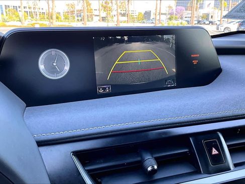 Used 2020 Lexus UX 200 w/ Premium Package image 25