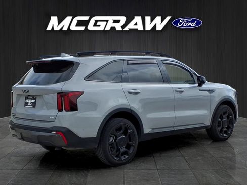Used 2025 Kia Sorento SX Prestige AWD/4WD image 8