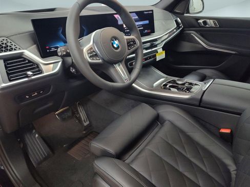 Used 2026 BMW X5 xDrive40i w/ M Sport Package image 4