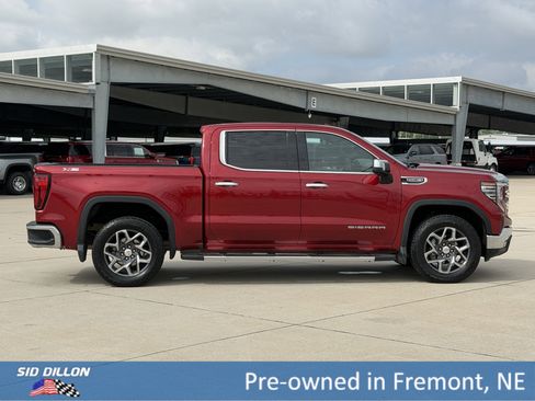 Used 2025 GMC Sierra 1500 SLT w/ SLT Premium Plus Package AWD/4WD image 3