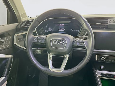 Used 2022 Audi Q3 2.0T Premium Plus w/ Premium Plus Package image 17