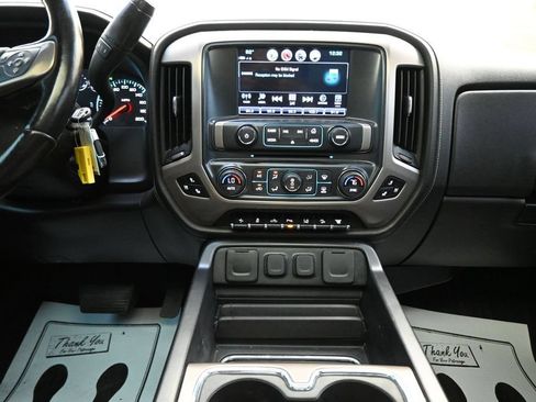 Used 2019 GMC Sierra 2500 Denali w/ Suspension Package, Off-Road AWD/4WD image 19