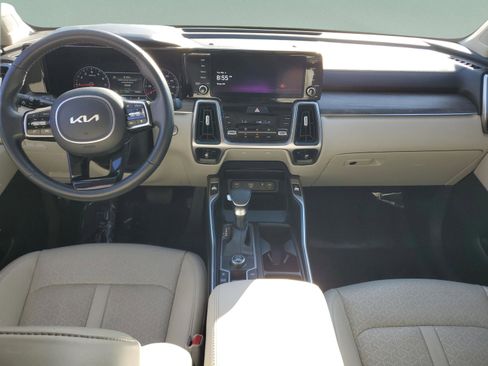 Certified 2023 Kia Sorento EX image 12