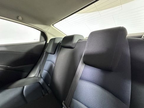 Used 2017 Toyota Yaris iA image 16