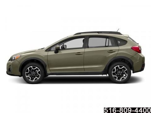 Used 2017 Subaru Crosstrek 2.0i Limited image 7