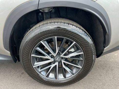 Used 2024 Lexus NX 250 FWD w/ Towing Package (2000 Lbs) image 15