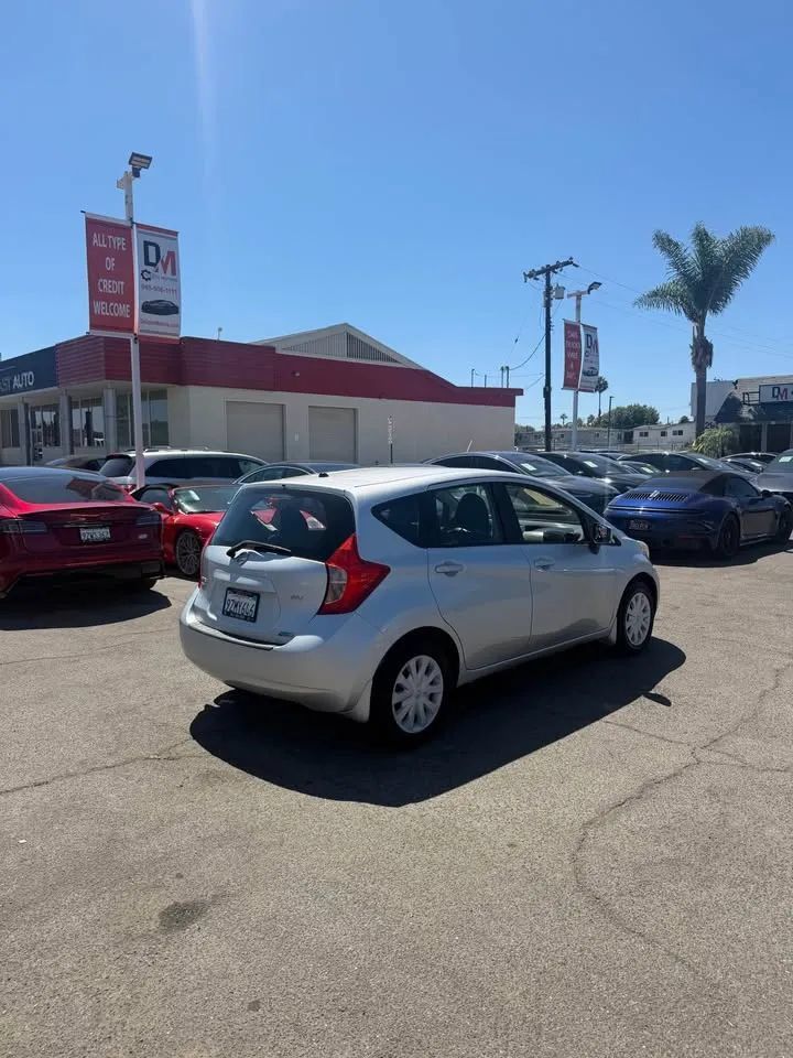Used 2015 Nissan Versa Note SV FWD image 4