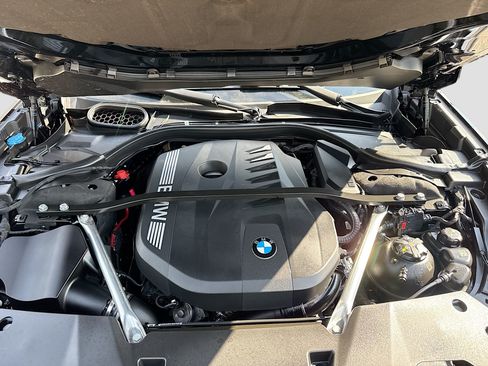 Used 2023 BMW 740i RWD image 36