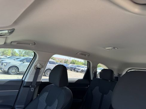 New 2026 Kia Sorento LX FWD image 21