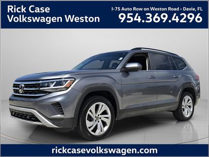 Used 2023 Volkswagen Atlas SE w/ Panoramic Sunroof Package