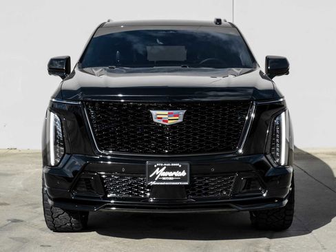 Used 2025 Cadillac Escalade V w/ LPO, Floor Liner Package image 6