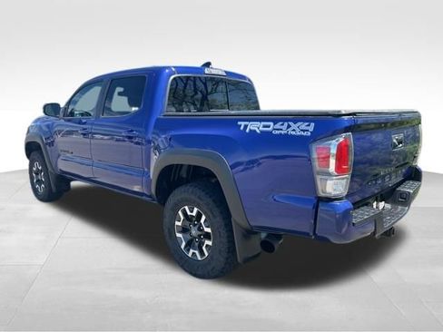 Used 2022 Toyota Tacoma TRD Off-Road w/ Technology Package AWD/4WD image 3