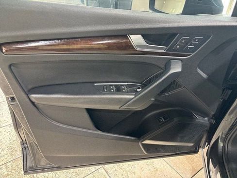 Used 2018 Audi Q5 2.0T Premium Plus w/ Premium Plus Package image 8