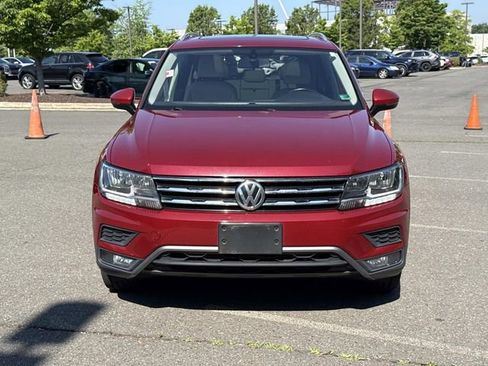 Used 2018 Volkswagen Tiguan SEL AWD/4WD image 6