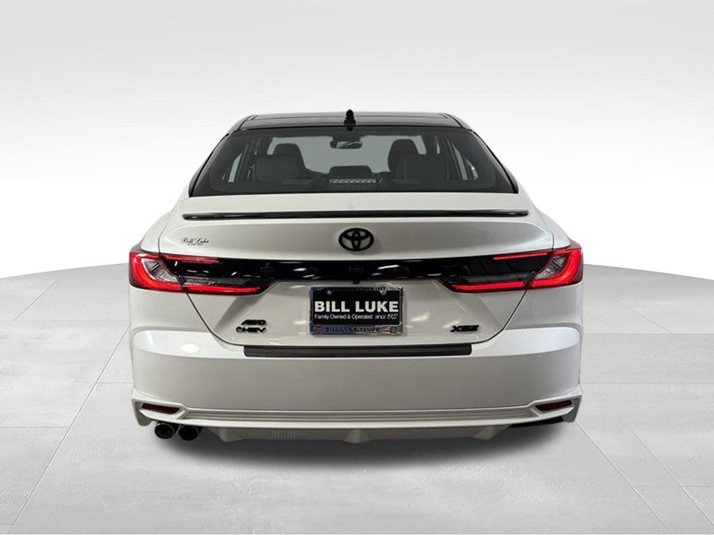 Used 2025 Toyota Camry XSE AWD/4WD image 8