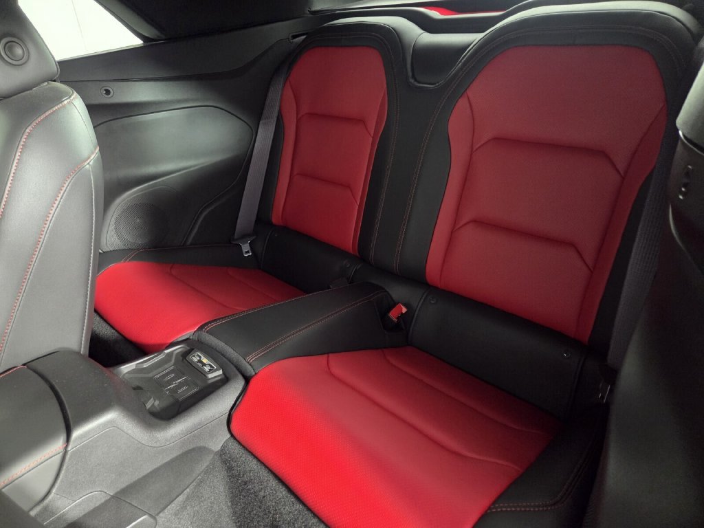Used 2017 Chevrolet Camaro SS RWD image 23