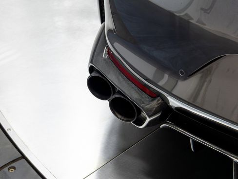 Used 2020 Ferrari 812 Superfast RWD image 54