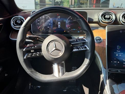 Used 2022 Mercedes-Benz C 300 Sedan image 16