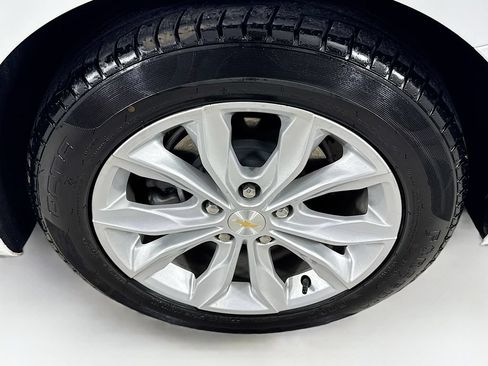 Used 2024 Chevrolet Malibu LT FWD image 38