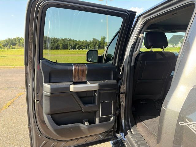 Used 2020 Ford F150 Lariat w/ Equipment Group 502A Luxury AWD/4WD image 6