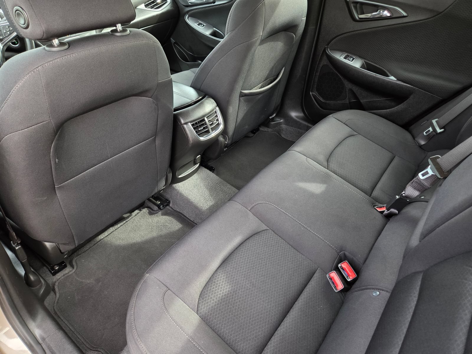 Used 2024 Chevrolet Malibu LT FWD image 24
