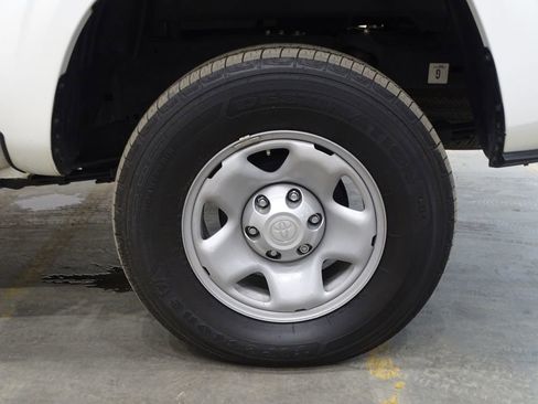 Used 2023 Toyota Tacoma SR image 39